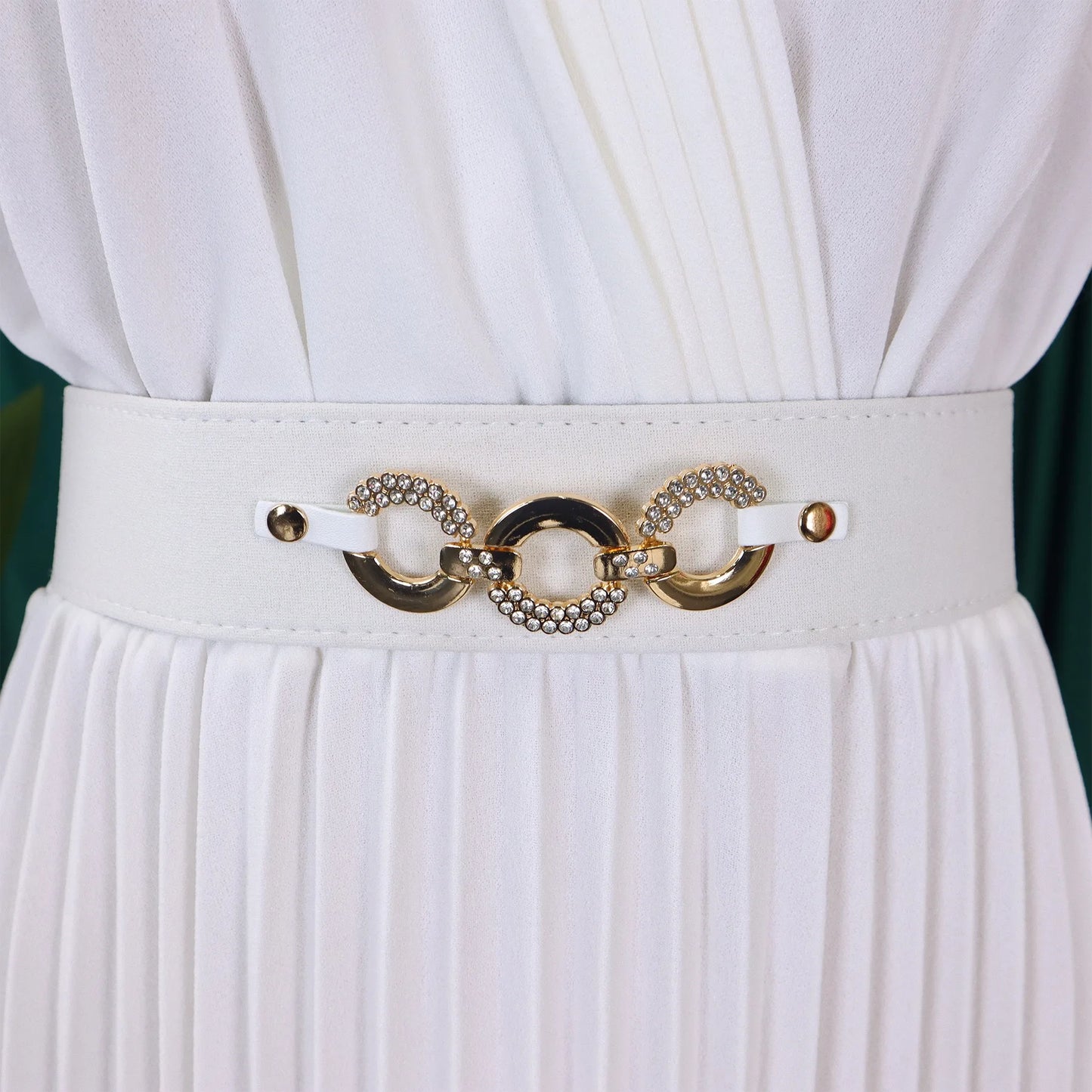 Robe Blanche Plissée chez My Store