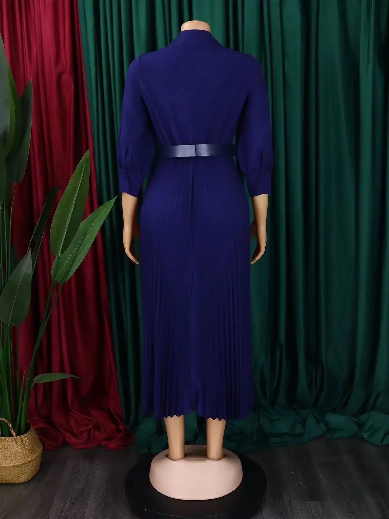 Robe Longue Plissée Bleu Marine chez My Store