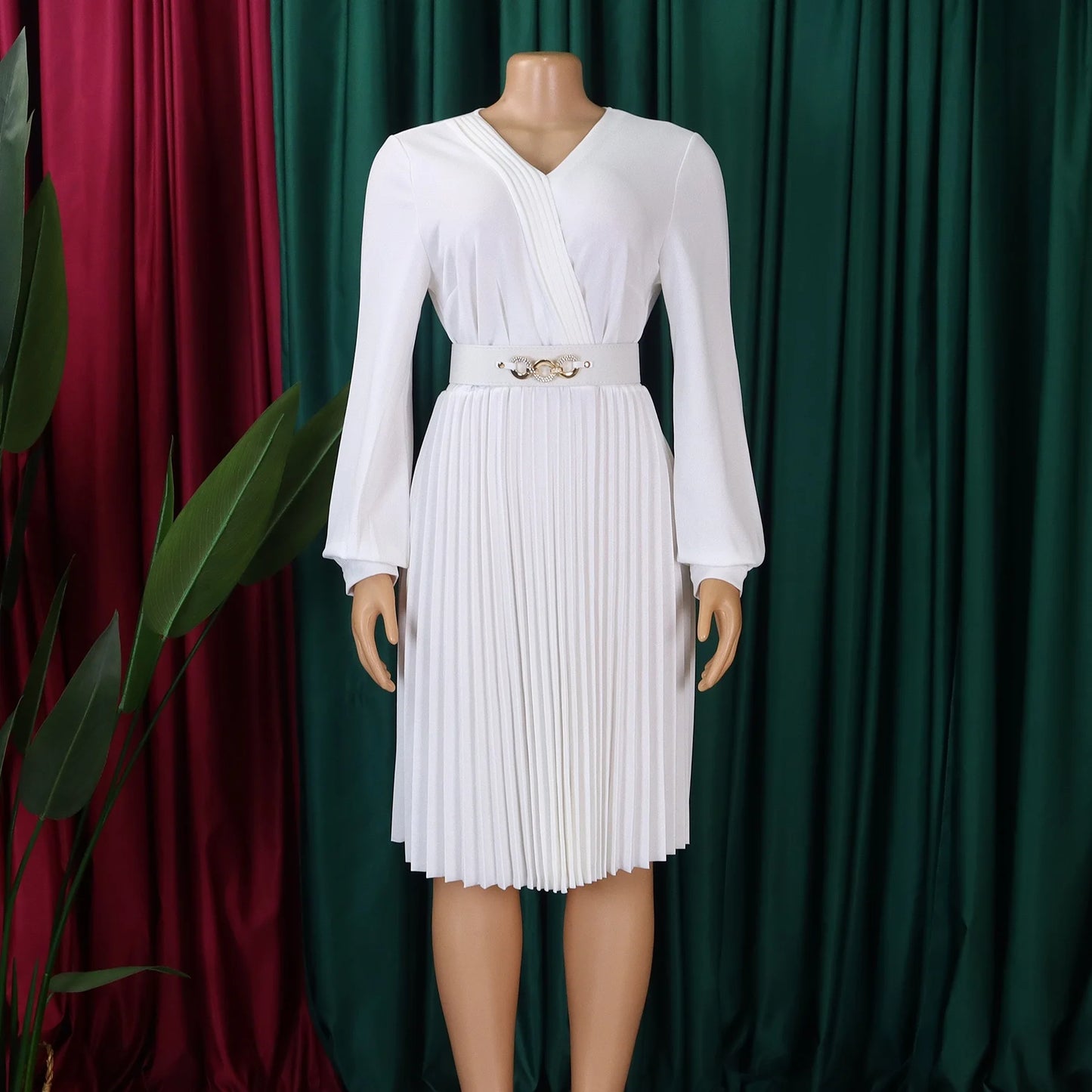 Robe Blanche Plissée chez My Store