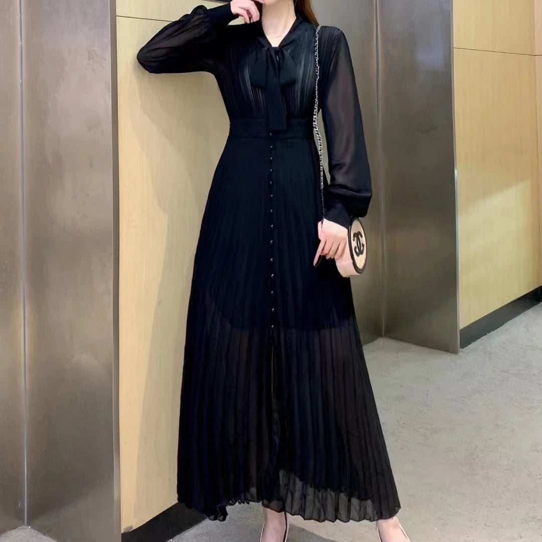 Robe Plissée Tendance noir Taille Unique chez My Store