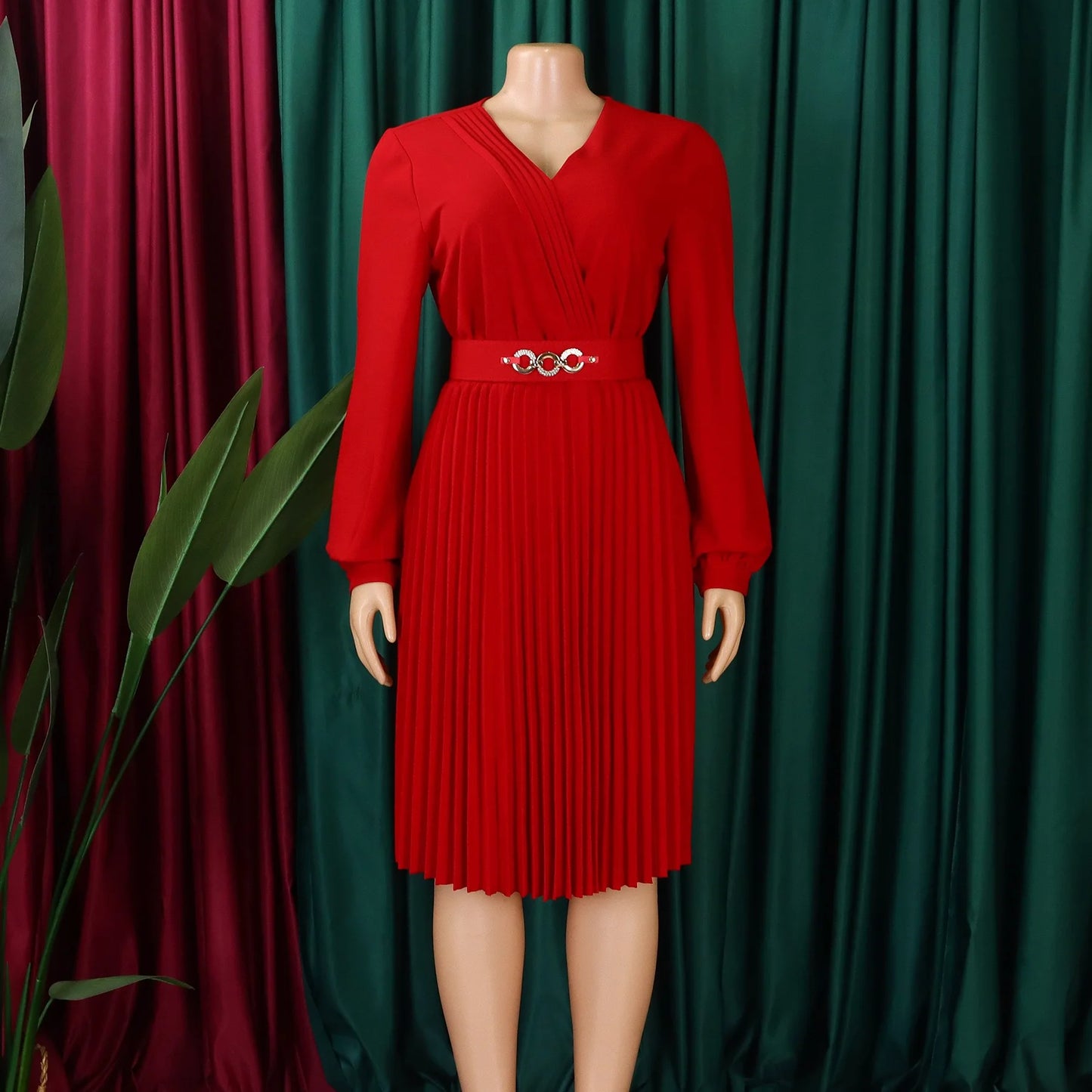 Robe Rouge Plissée - ma-robe-plissee.com