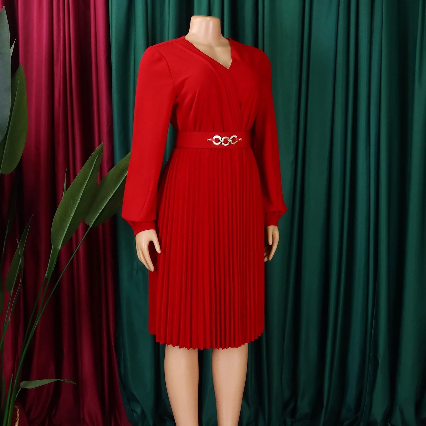 Robe Rouge Plissée - ma-robe-plissee.com