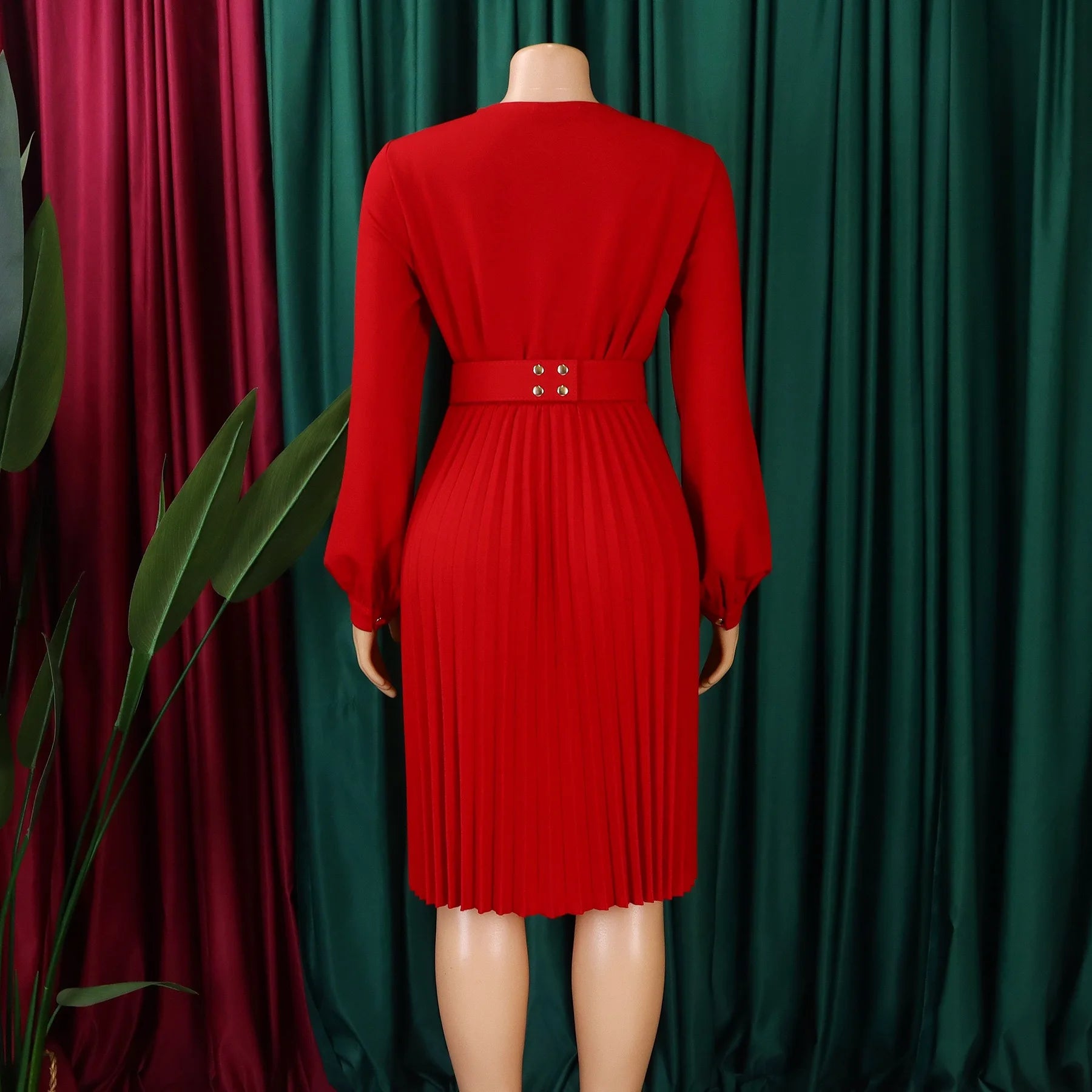 Robe Rouge Plissée - ma-robe-plissee.com